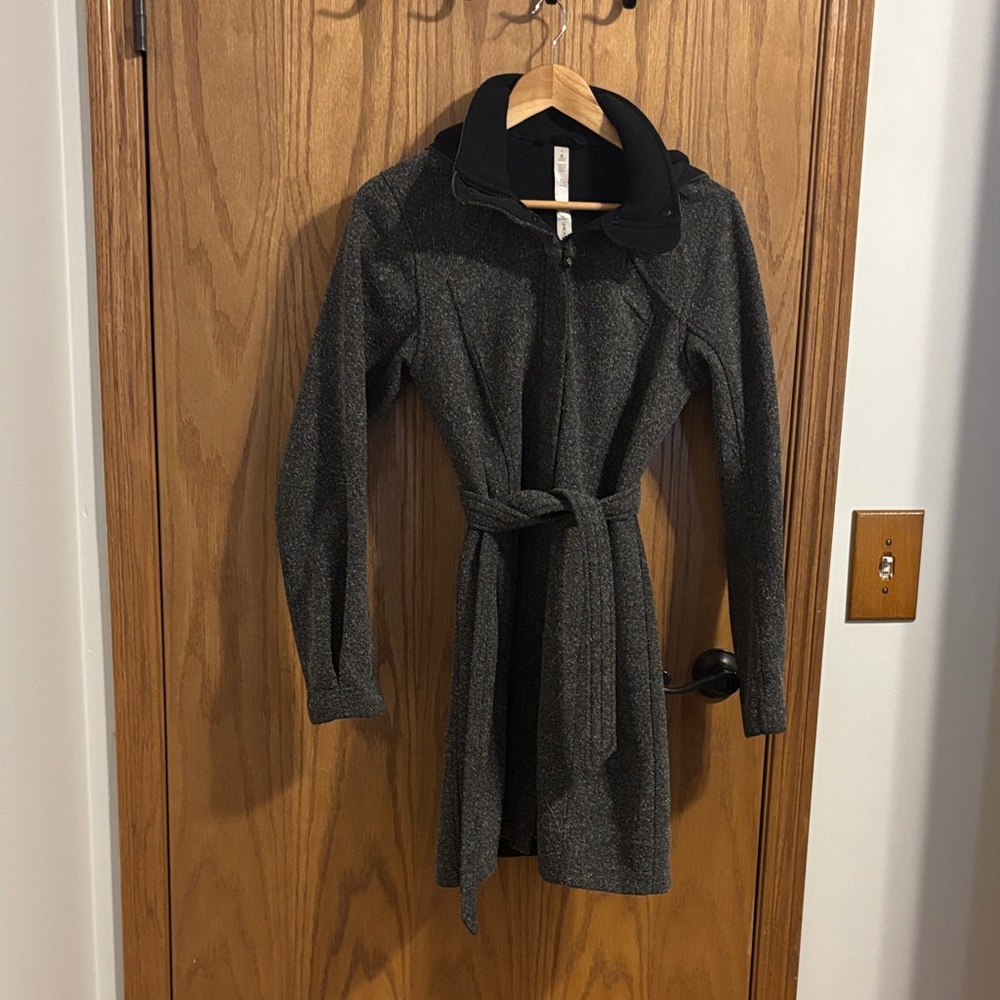 Lululemon Athletica Apres Jacket
